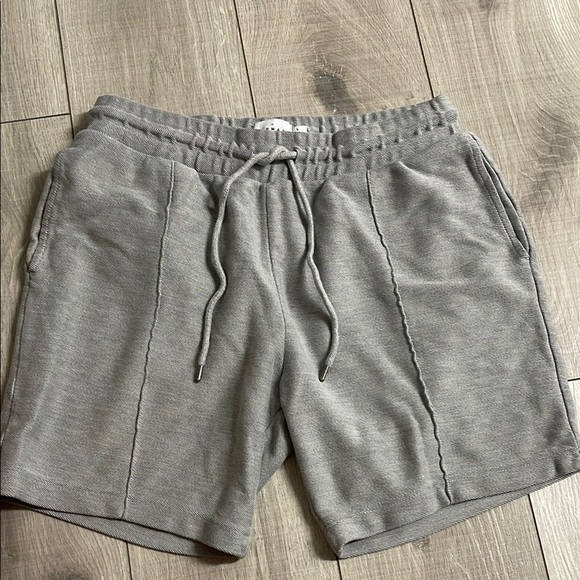 Topman Other - Topman Gray Athletic Shorts with Elastic Waistband